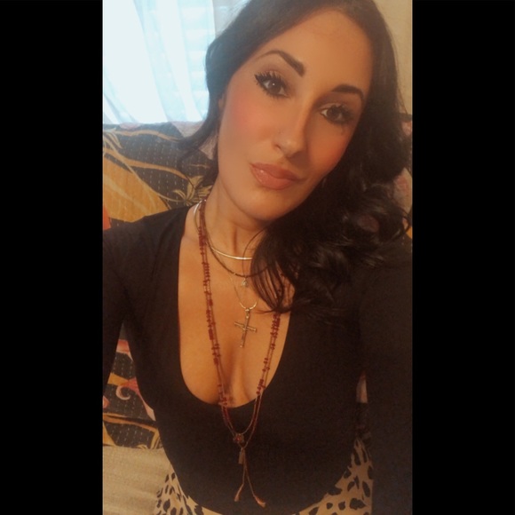 Meet your Posher, Sophia - Picture 1 of 1